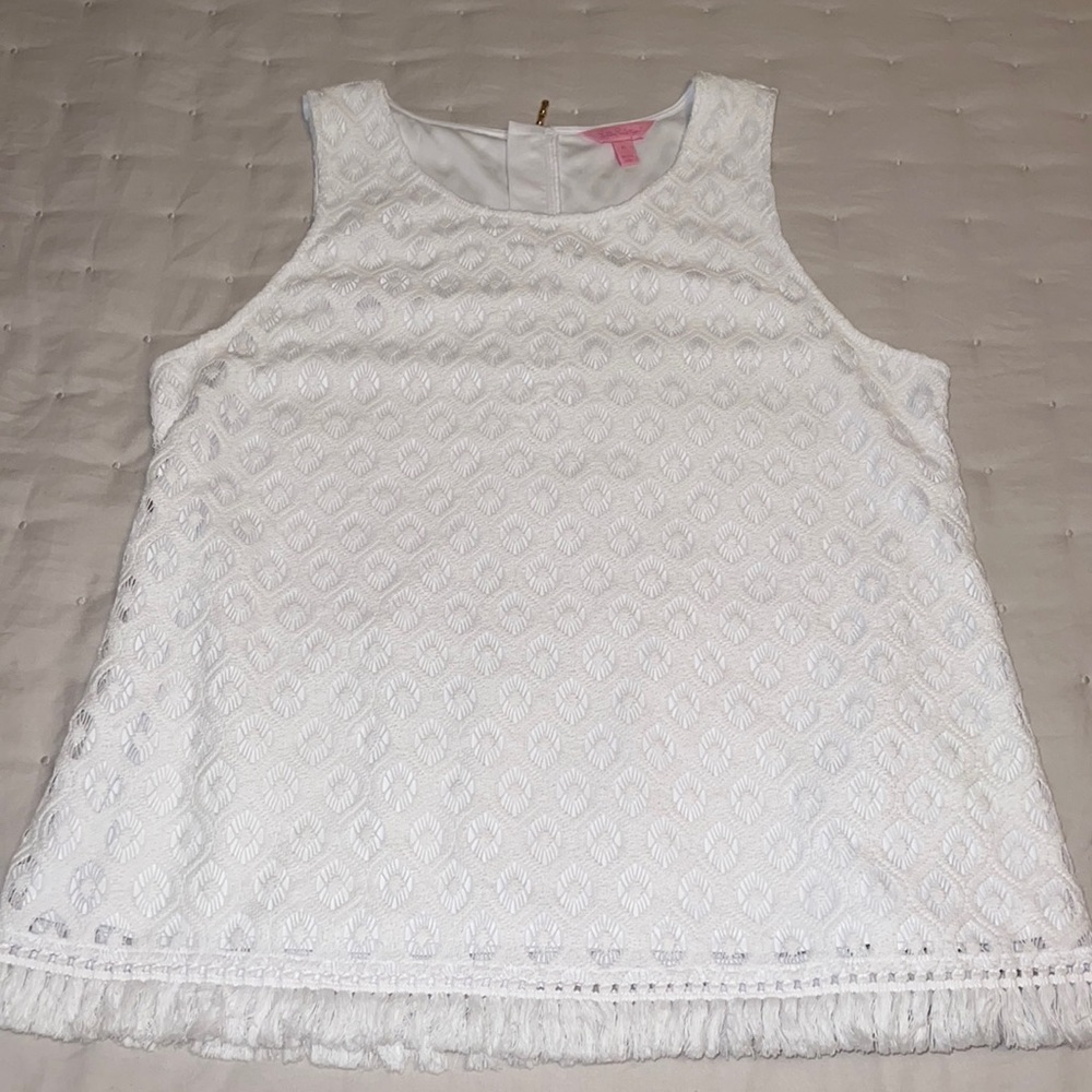 Lilly Pulitzer Lynn top in Resort White Geo Lace, sz XL